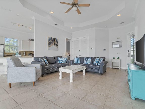 5th image of 2215 Crystal Cove Ln