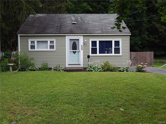 3rd image of 630 Barnes Ave
