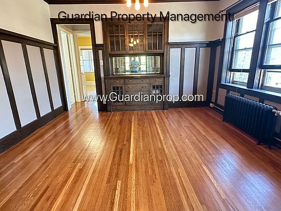4th image of 1411 W 32nd St APT D