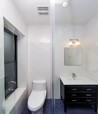 Rented by Avenues Real Estate | media 19