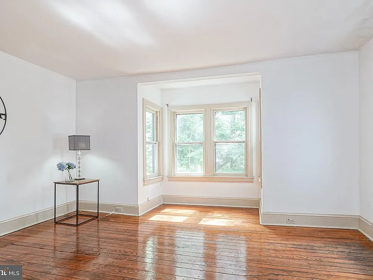 315 Chestnut St — Photo 17