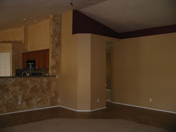 5th image of 3628 E Whitehall Dr
