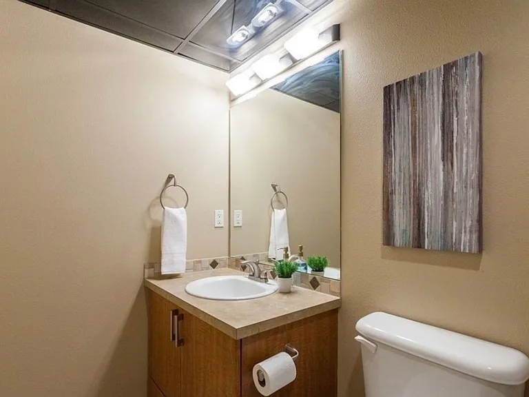 905 Cherry St #405 — Photo 13
