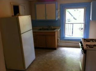 8 W Market St APT 3, Marietta, PA 17547