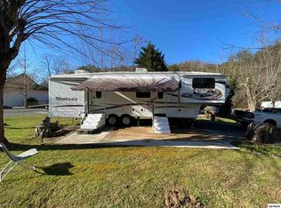 4229 E Pkwy, Gatlinburg, TN 37738