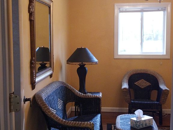 5th image of 466 Shabbona Dr