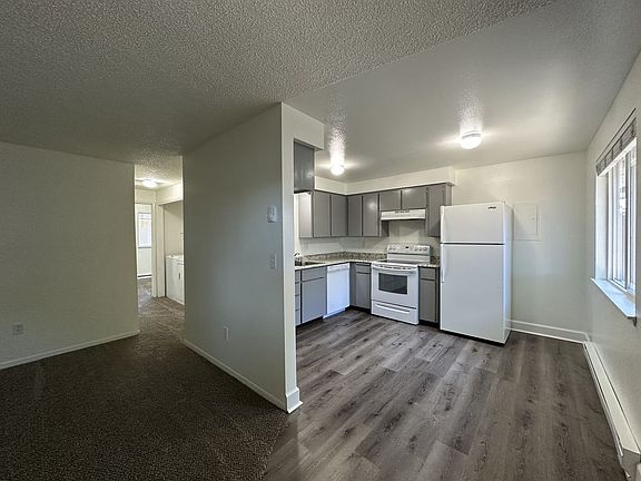 4th image of 6330 N Crestline St #6336