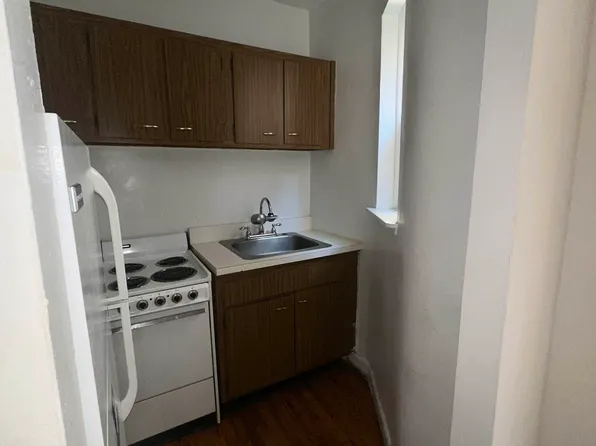 522 East 88th Street image 9 of 10