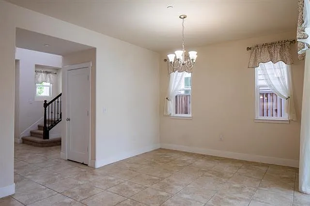 13525 Warren Ave — Photo 12
