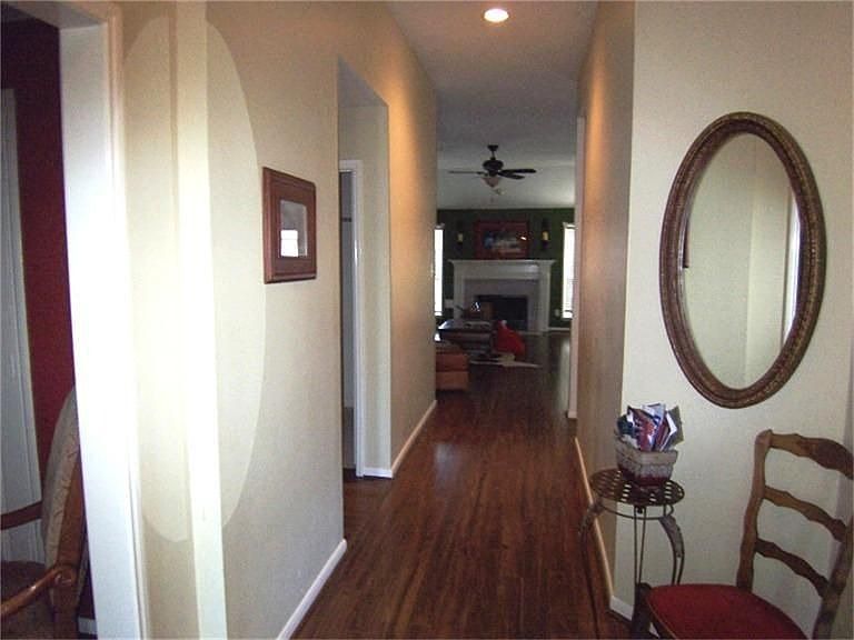 2nd image of 2003 Red Magnolia Ct