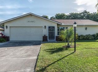 4545 Beechwood Lake Dr, Naples, FL 34112