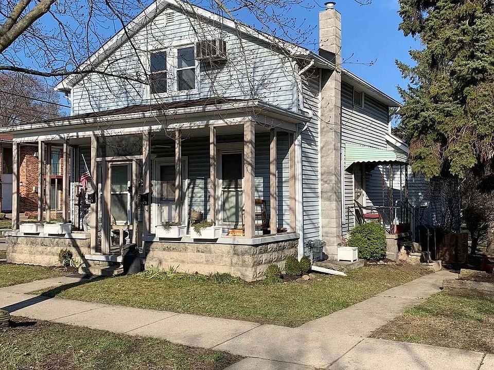 1st image of 696 N Holbrook St #2