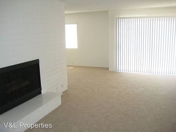 4th image of 1408 Brockton Ave APT 5