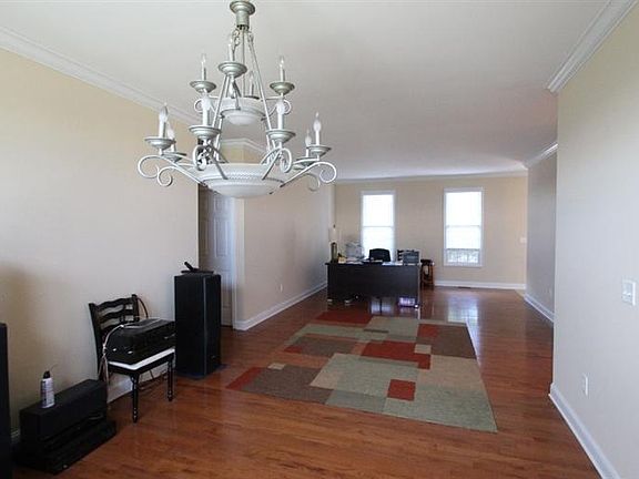 5th image of 115 General Nelson Dr