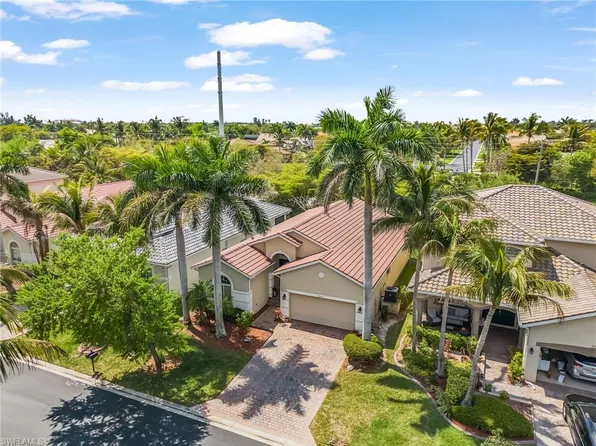 8446 Sumner AVE, FORT MYERS, FL 33908