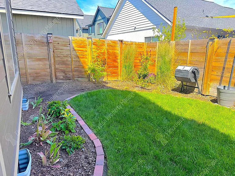 20594 SE Slate Ave — Photo 10