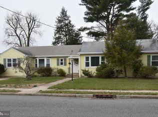 436 Rutgers Ave, Burlington, NJ 08016