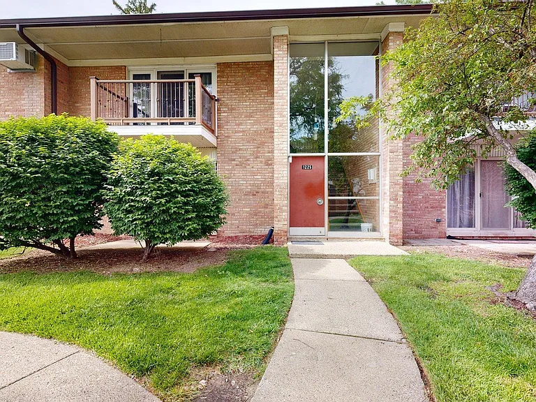 1225 Island Dr — Photo 1