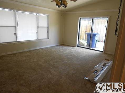 5th image of 3903 Maxine Dr