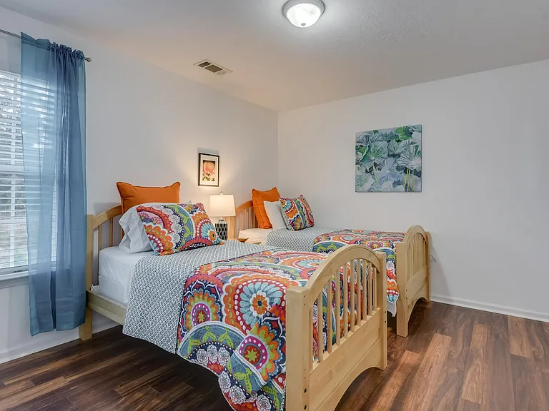 212 Full Circle Dr — Photo 20