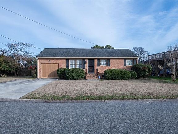 3rd image of 101 Chisman Circle