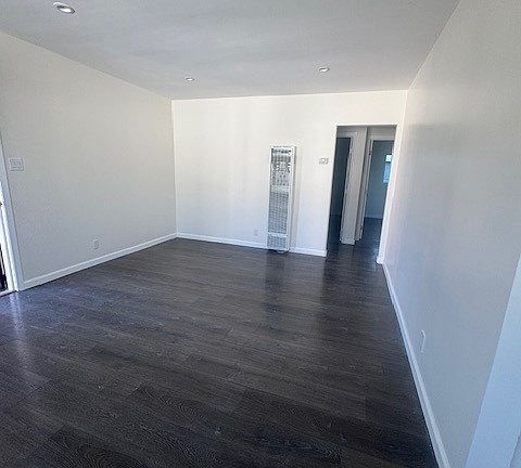 4th image of 6519 Troost Ave