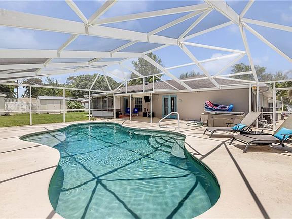2nd image of 2232 WOODLAND DRIVE