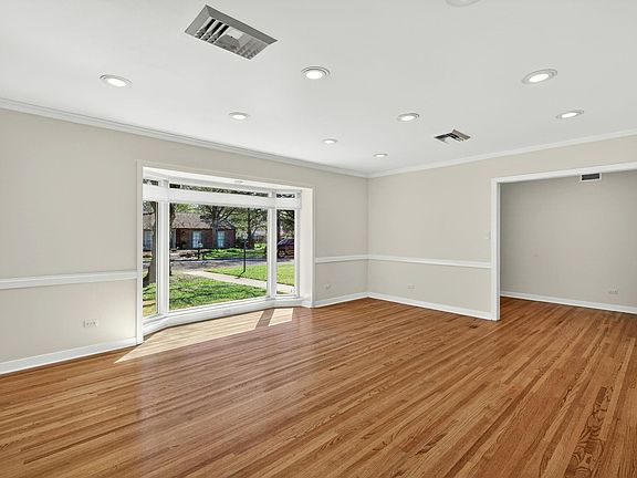 5th image of 1602 Harrison Rd