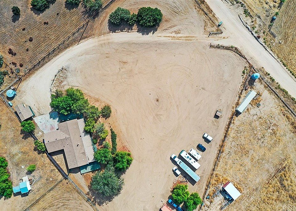 1st image of 3233 Carrolos St