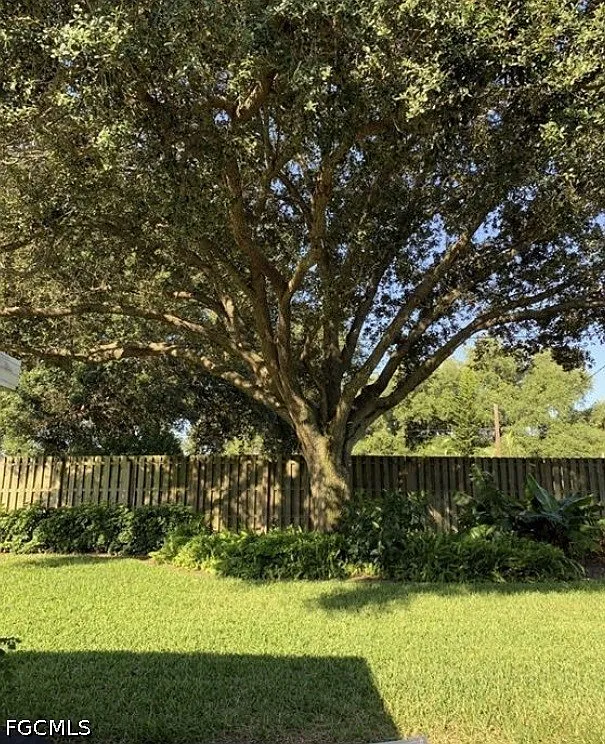 3 bed, 2.0 bath, 1800 sqft, $2,800 — Photo 4