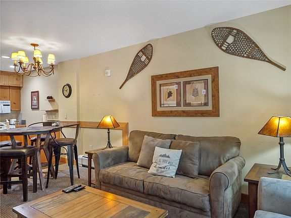 5th image of 53 Hunki Dori Court UNIT 8810