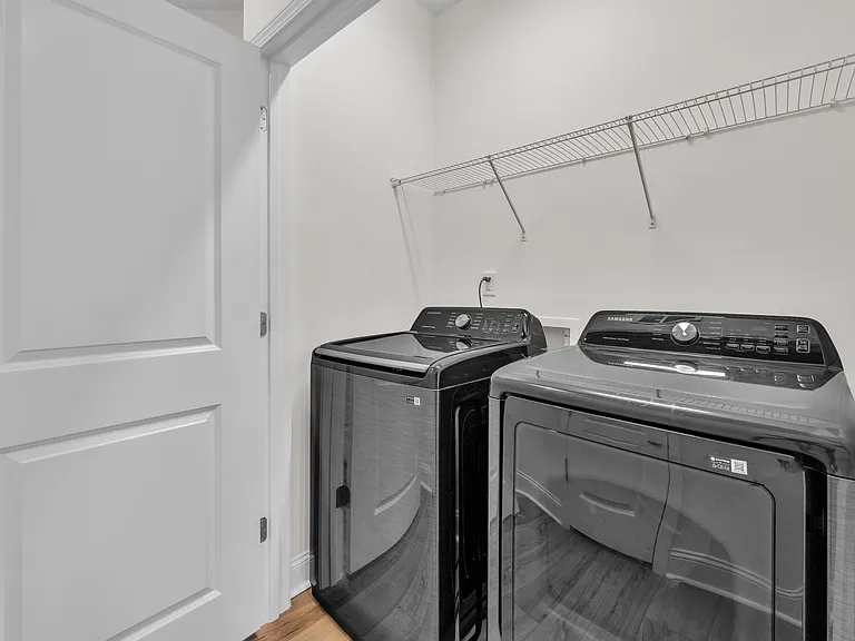 645 District Ct — Photo 19