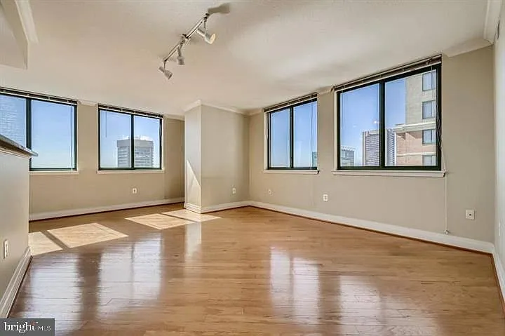 414 Water St #2414 — Photo 15