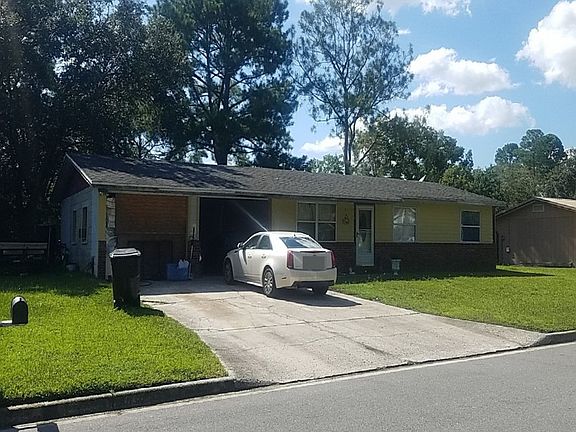 3rd image of 5806 NW 29th Ter