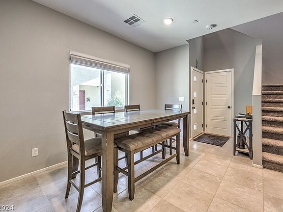 3rd image of 7468 Moonglade St