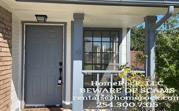 2nd image of 1703 West Ln