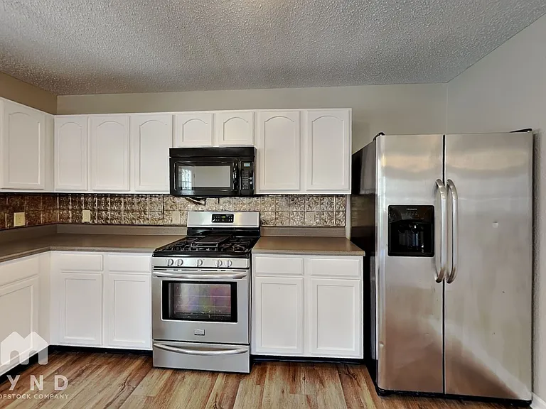 12632 Endurance Dr — Photo 6
