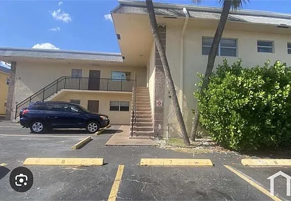 2 bed, $2,700 — Photo 2