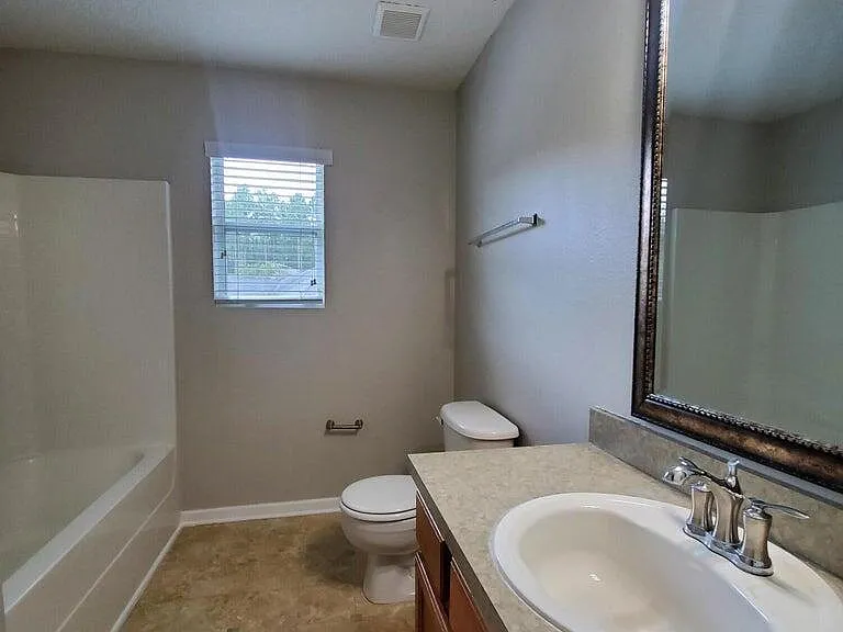161 Flower Of Scotland Ave — Photo 10