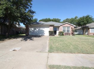 2213 Lookout Ln, Denton, TX 76207