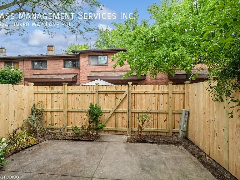 1324 Tinker Way #D — Photo 7