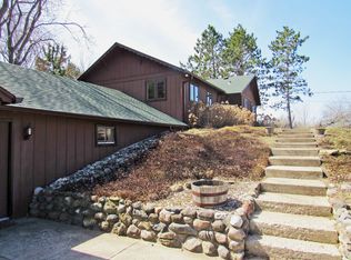 808 Grandview Rd, Hortonville, WI 54944