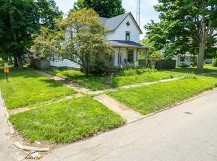 303 W 11th St, Rochester, IN 46975