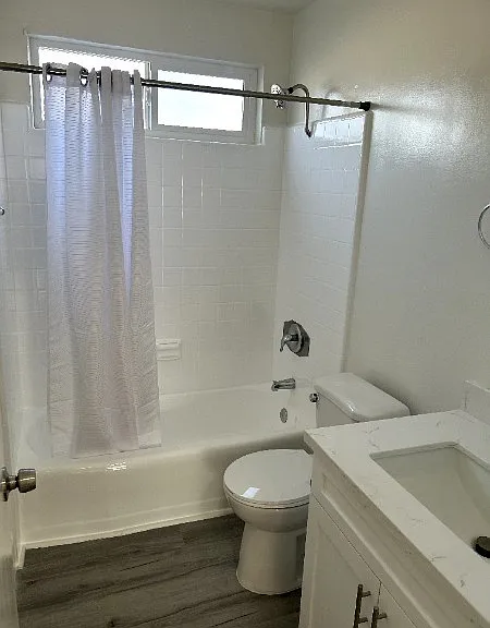 14825 Vanowen St #8 — Photo 11