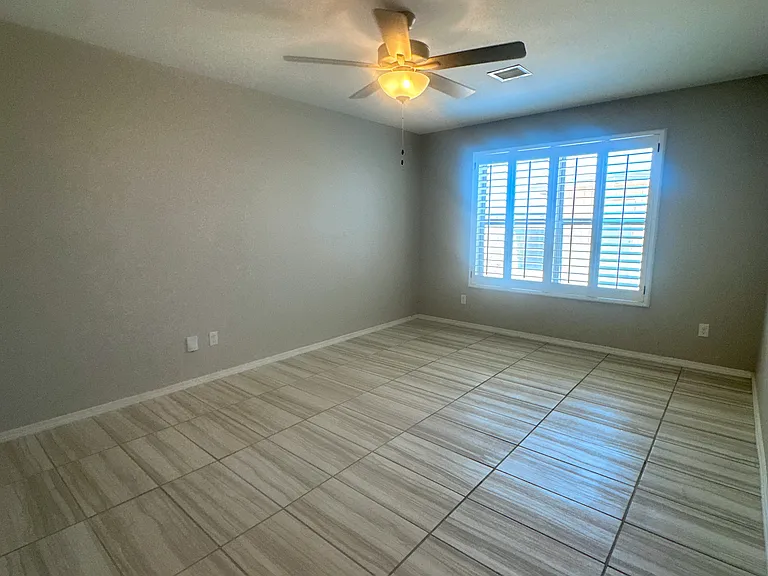 13709 Olney Ave — Photo 3