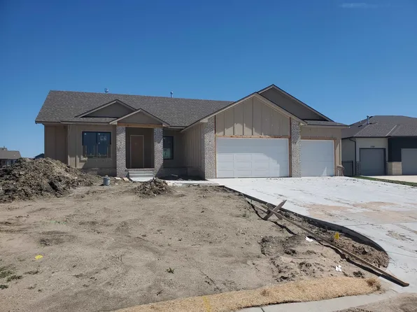 1112 W Lakeway Ct, Andover, KS 67002
