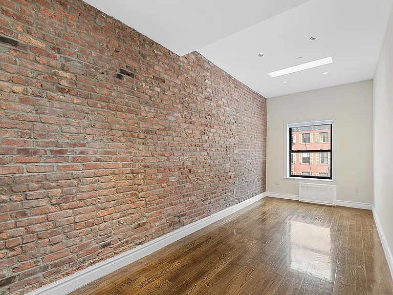 316 W 14th St #23 — Photo 2