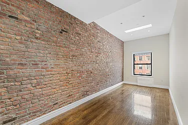 318 West 14th Street