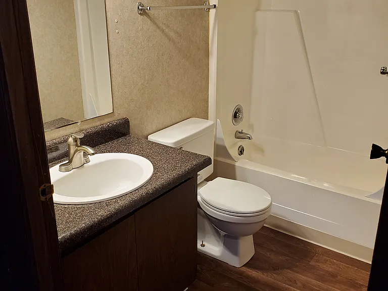 Ketwood Apartments — Photo 14