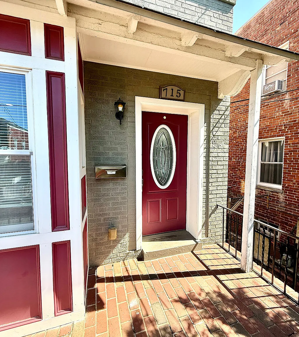 3 bed, 1491 sqft, $3,495 — Photo 1